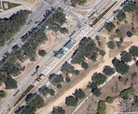 Aerial view of Hermann Park-Rice University station. Screen capture by L. Henry from Google Maps.